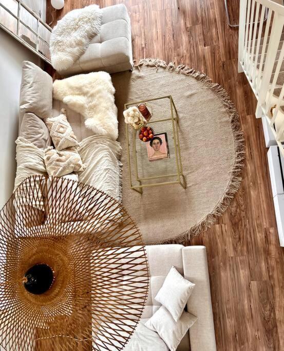 Bali Home Stylische Wohnung Mit Terrasse Schönefeld Dış mekan fotoğraf