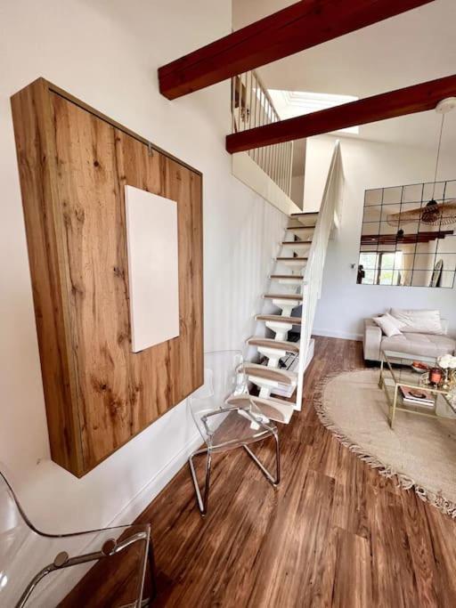 Bali Home Stylische Wohnung Mit Terrasse Schönefeld Dış mekan fotoğraf
